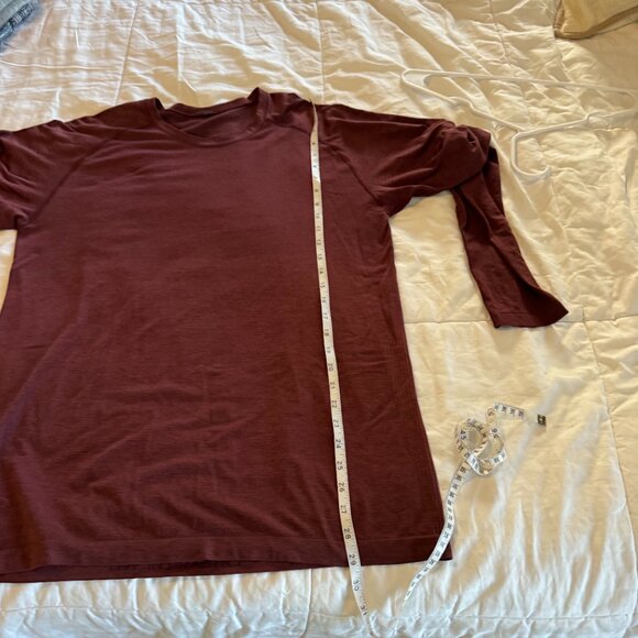 Lululemon Long Sleeve Maroon - Picture 8 of 8